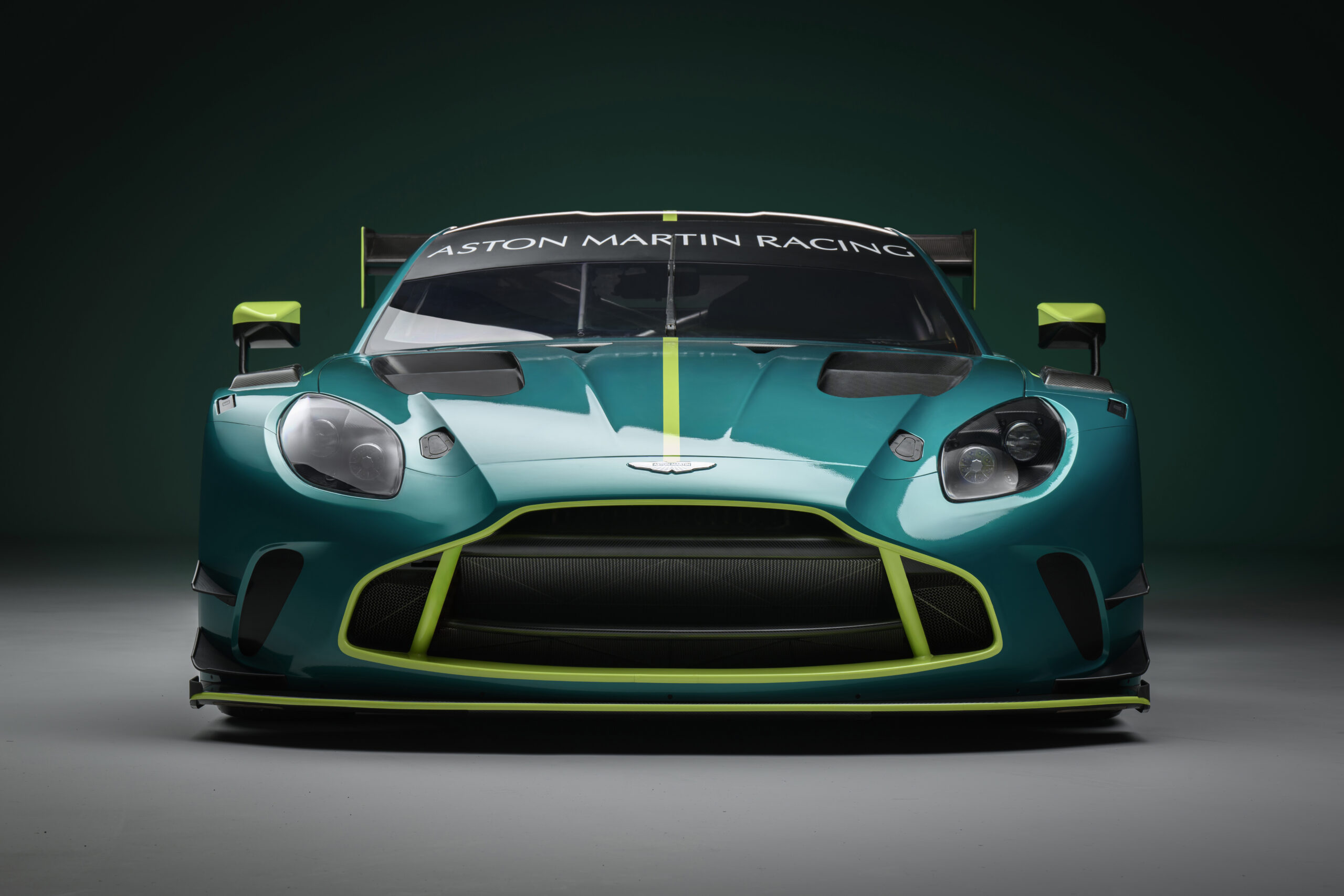 Aston Martin Unveils Cutting-Edge Vantage GT3 Alongside New Vantage Road Car